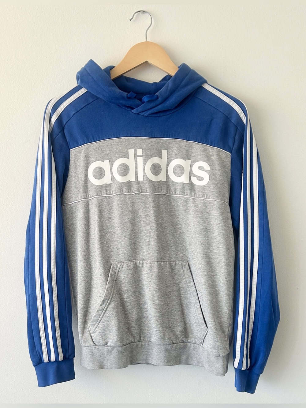 Women’s Adidas Originals Colourblock Hooded Sweatshirt • Size Small